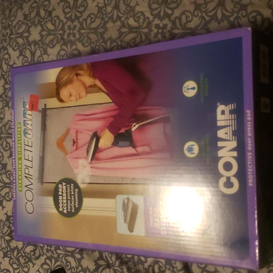 Conair Protective Door Press